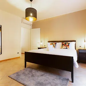 Apartment Porta Torre - By Relais Di Giada, Como